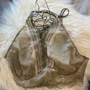 Victoria secret bralette never worn